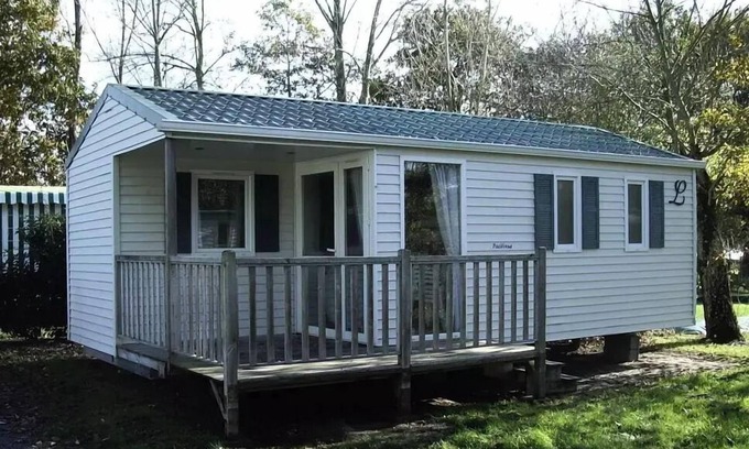 Plouezoch House | Oceanfront Comfort at Camping de la Baie de Térénez