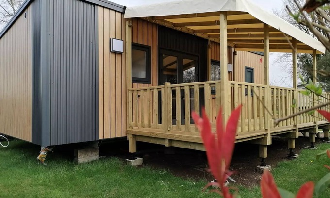 Pont-Scorff House | Family-Friendly Camping Entre Terre et Mer with Spa Access