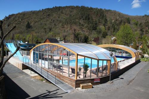 Saint-Nectaire Other | Relaxing Getaway at Camping La Clé des Champs - Ocean View