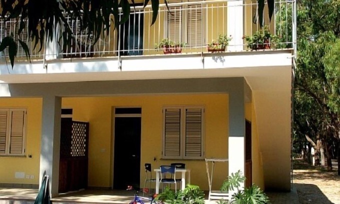 Badolato Marina RV Rental | Budget-Friendly Camping Larocca: Family & Kitchen Amenities