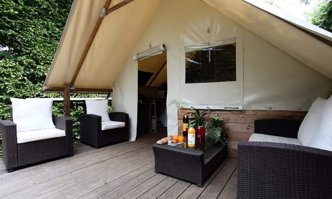 Marcillac-Saint-Quentin House | Unique Camping Le Pont de Mazerat with Cozy Cabane Toilée