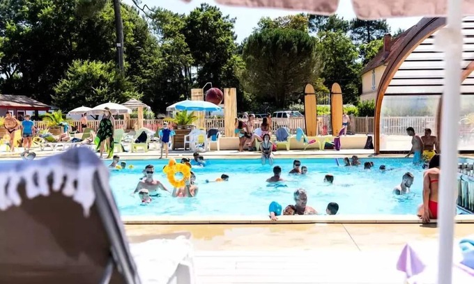 Saint-Julien-en-Born House | Cozy Mobile Home at Camping Le Soleil des Landes with Ocean View