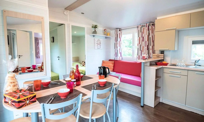 Severac-d'Aveyron House | Cozy Mobile Home at Camping les Calquieres with Spa & Kitchen