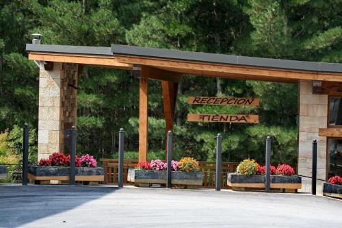 Cabezon de Liebana Other | Pet-Friendly Camping Liébana with Ocean View & Pool