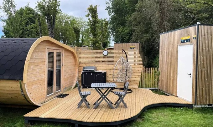 Talmont-Saint-Hilaire Cabin | Unique Hobbit Hut Experience at Camping maeva Escapades