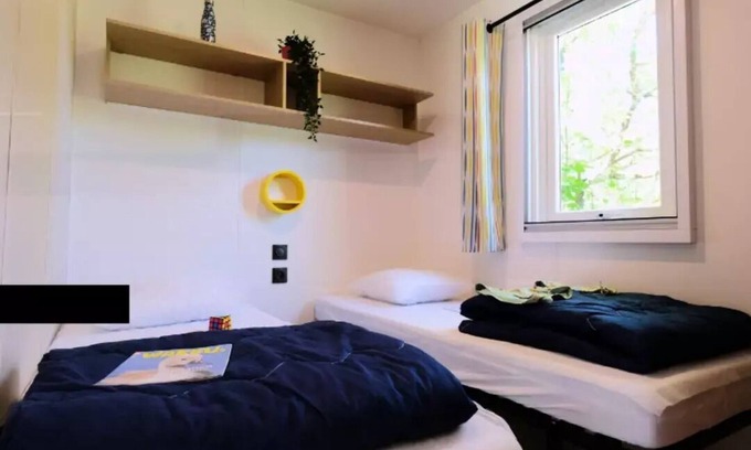 Recoubeau-Jansac House | Cozy Mobile Home at Camping maeva Escapades Le Couriou