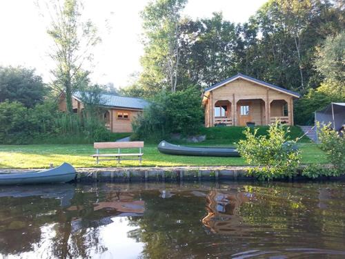 Zoutkamp Ski Chalet | Discover Camping 't Ol Gat: Rated 9/10 & Pet Friendly