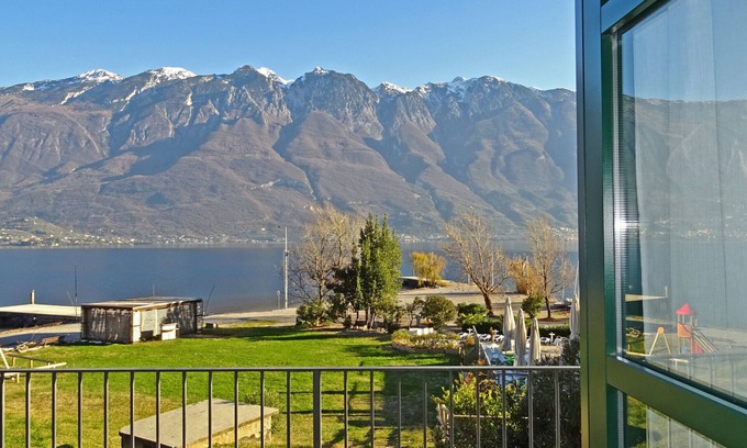 Campione del Garda Apartment | Beachfront Bliss at Campione Splendid View Hotel
