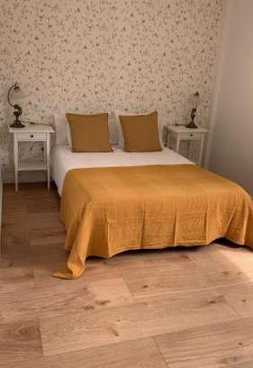 Santiago de Compostela Apartment | Discover Campo de Estrellas: Family-Friendly Retreat