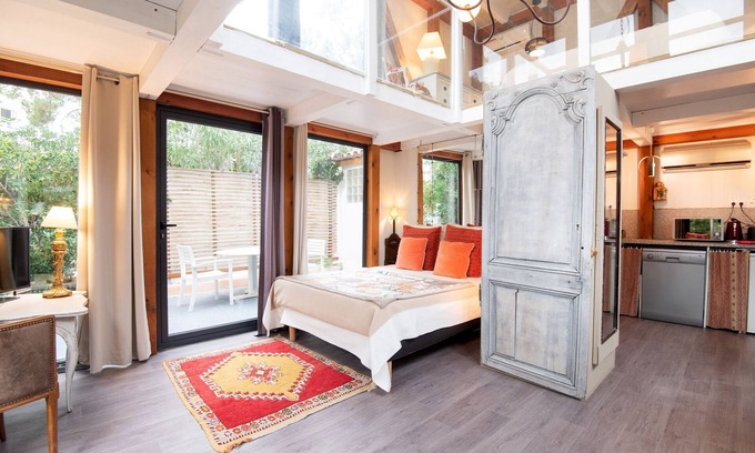 Calvi Hotel | Eco-Friendly Retreat at Campo di Fiori - Guest Rated 9.8