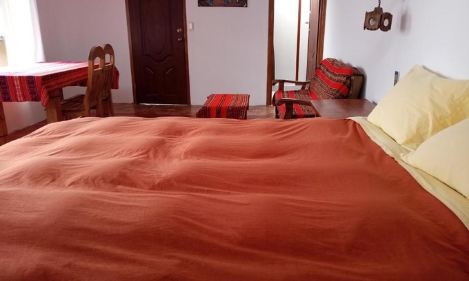 Isla del Sol Cabin | Cozy Oceanfront Retreat at Campo Santo, Rated 9.3/10