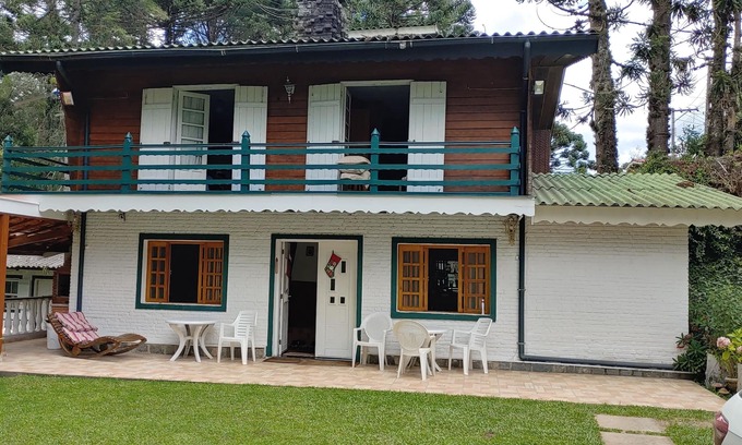 Jardim Europa House | Campos do jordao , neighborhood Capivari 5 bedroom 4 minutes of center - pay pal