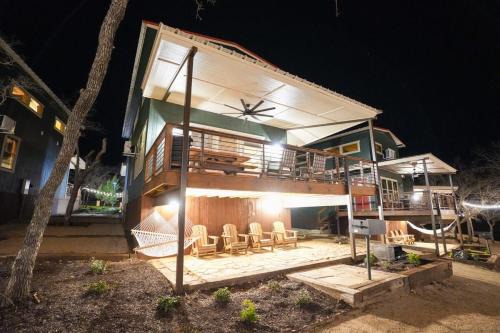 Bridgeport House | Modern Rustic Cabin with Hot Tub and Game Room