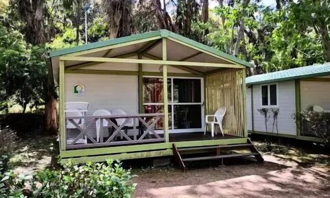 Cauro House | Oceanfront Bungalow for 5 at Campsite Benista