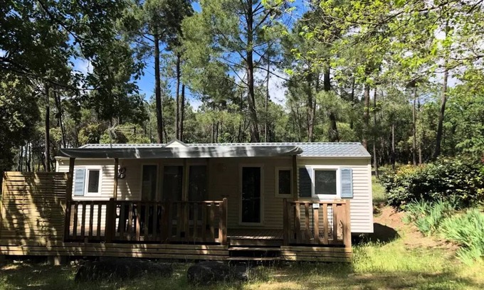 Bollene House | Family-Friendly Stay at Campsite La Simioune with Spa & Kitchen