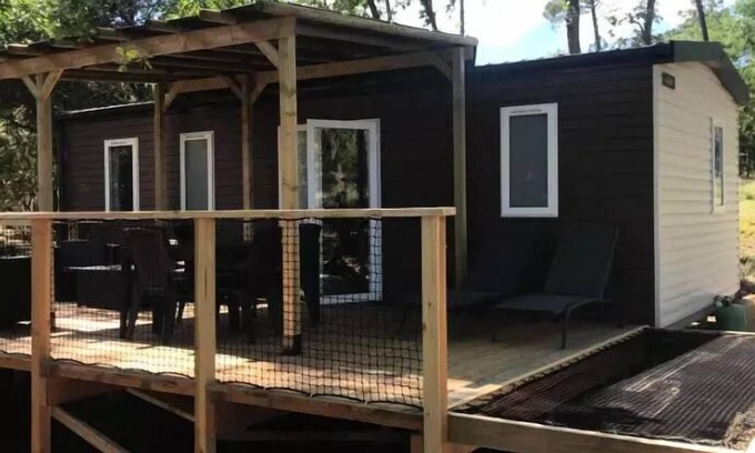 Bollene House | Family-Friendly Mobile Home at Campsite La Simioune