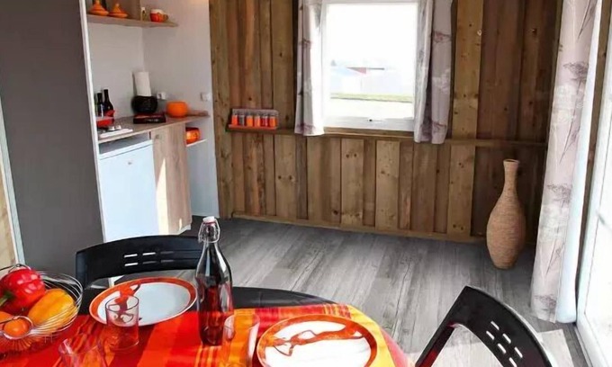 Azur House | Relax at Campsite Landes Azur: Oceanfront 3-Room Retreat