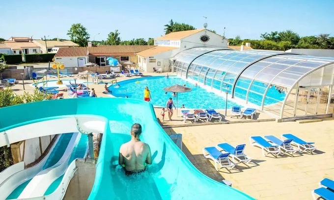 Givrand House | Beachfront Family Retreat at Campsite Le Domaine de Beaulieu