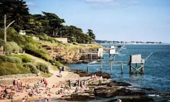 Les Moutiers-en-Retz House | Discover Campsite Les Brillas: Family Mobilhome Retreat