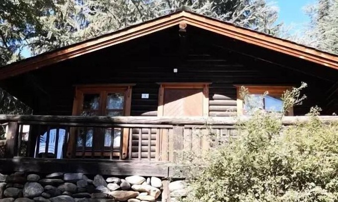 Estavar Ski Chalet | Discover Campsite Les Jardins d'Estavar: Family-Friendly Retreat
