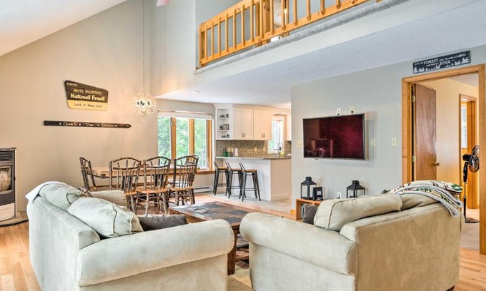 Campton House | Scenic Mountain-View House in Campton for Outdoor Lovers