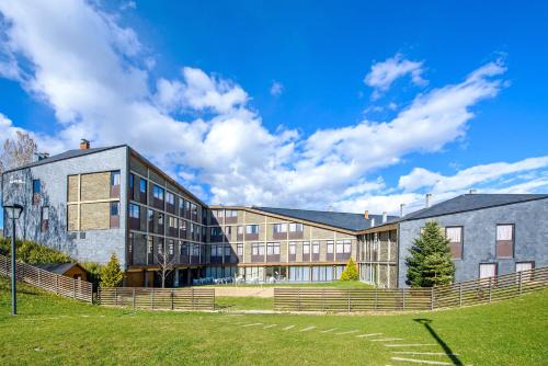 Puigcerda Hotel | Discover Campus Cerdanya: Relaxing Spa & Family Fun Awaits