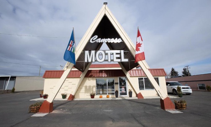Camrose Hotel | Budget-Friendly Comfort at Camrose Motel with Breakfast