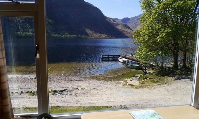 Glenfinnan Cottage | Cozy Camus Slatach: Perfect for Families and Pets