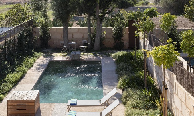 Consell House | Experience Comfort at CAN CUNSO 20: Pool, Spa & More