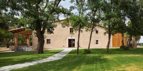 Sant Andreu Salou House | Accessible Comfort at Can Dansa with Kitchen Amenities