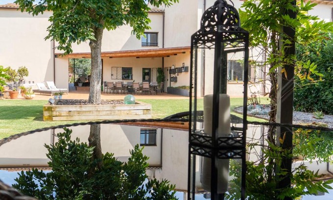 Viladamat Hotel | Discover Can Dispès Hotel Rural: A 4-Star Pet-Friendly Retreat