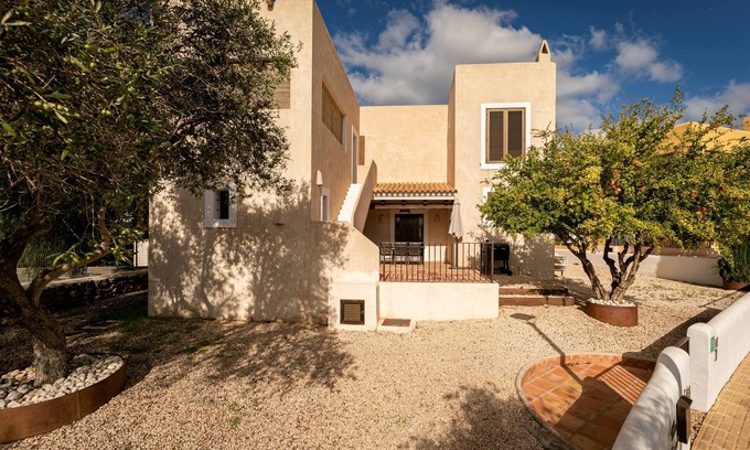 Sant Francesc Xavier Villa | CAN NOVES - Family-Friendly Villa with Terrace & BBQ