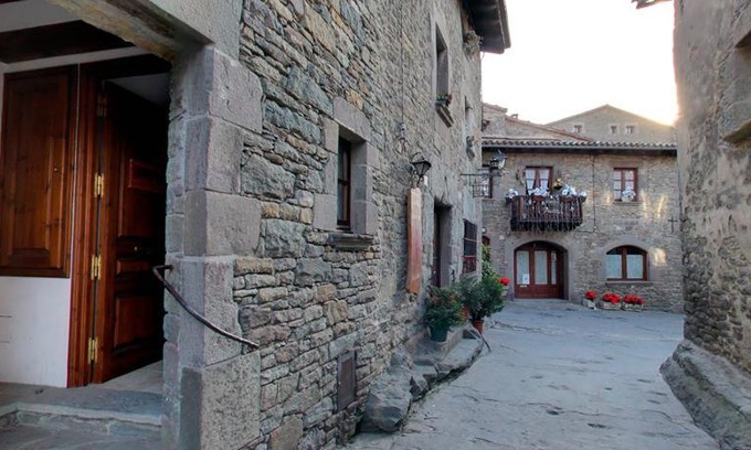 Rupit I Pruit Apartment | Experience Can Grau Rupit: Pet-Friendly & Top-Rated Stay