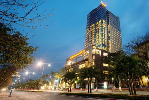 Cua Lo Apartment | Oceanfront Escape at Can ho Muong Thanh with Private Beach