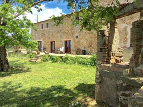 Veinat de Penedes House | Oceanfront Retreat at Can LLorens with Pool & Breakfast