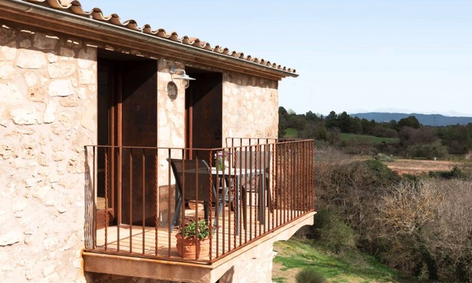 Orpi Apartment | Family-Friendly Retreat at Can Morei - Montserrat