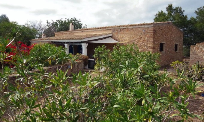 Sant Ferran de ses Roques Villa | Family-Friendly Retreat at Can Pep Antonina - Top Rated 8.2