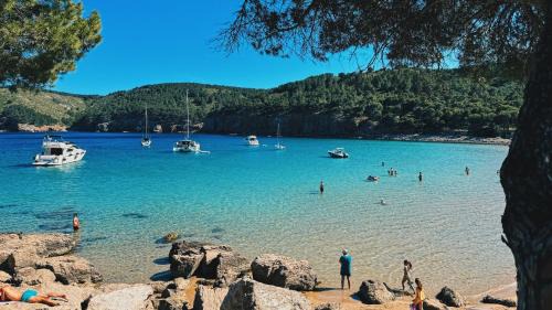 Torroella de Montgri Apartment | Cozy Oceanfront Apartment 80m from Cala Montgo Beach