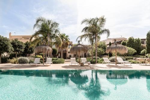 Cas Concos Resort | Can Sull: Pet-Friendly Retreat with Oceanfront Views