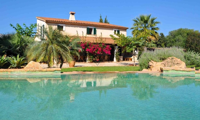 Puerto de Pollensa Cottage | Relaxing Country House Can Teulada for 12 in Pollensa