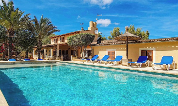 Campos Villa | Experience Oceanfront Bliss at Can Toni Carol SV-977