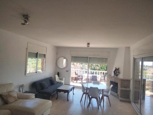 Segur de Calafell House | Discover CAN TRULLEN CHALET CALAFELL: 4-Star Oceanfront Retreat