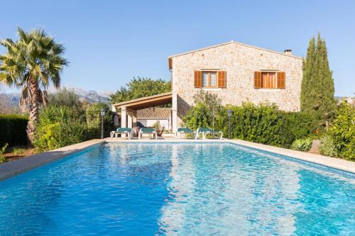 Campanet House | Experience Oceanfront Bliss at Pont Petit Hotel