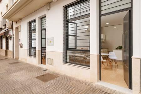 Ciudad Jardin Apartment | Discover Canadian 1: Highly Rated with a Guest Score of 9.1
