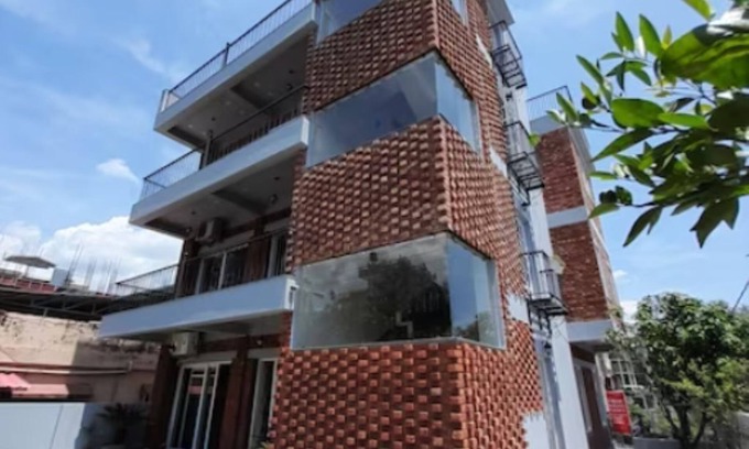 Bullawala Bed & Breakfast | Inviting Canal Home-Stay: Family-Friendly Getaway Awaits