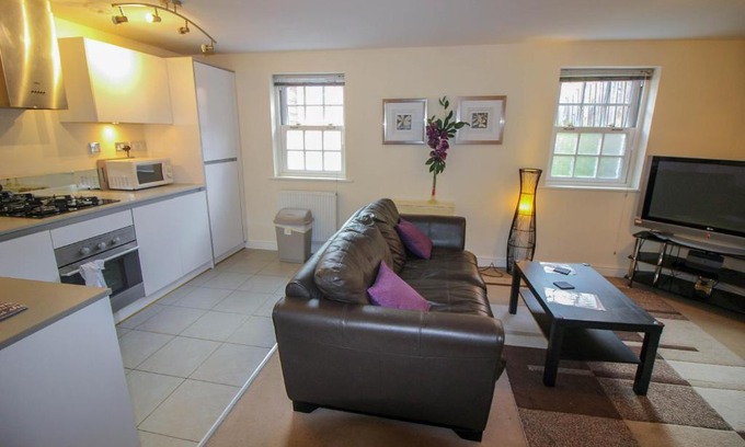 Diglis Apartment | Beautiful Canal Side Retreat - Guest Rated 9/10