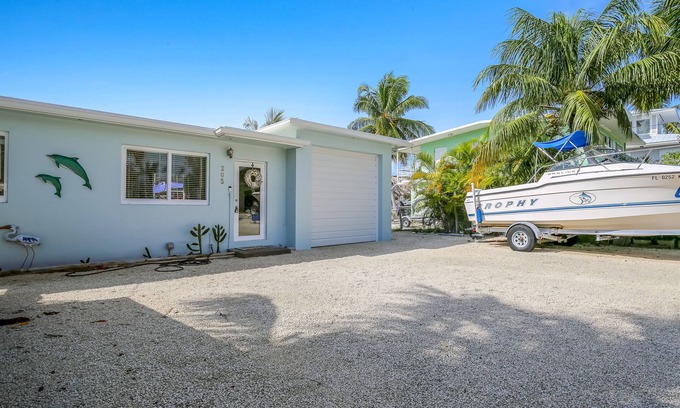 Indian Waterways House | Canalfront Dog-Friendly Retreat with Private Boat Ramp