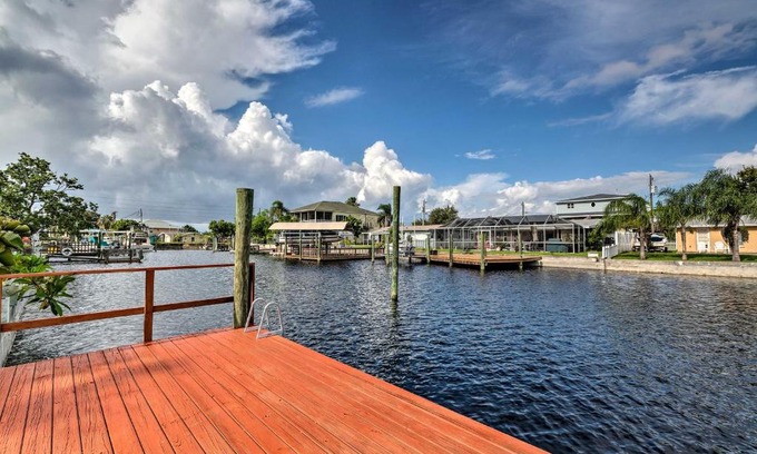 Hudson Beach Estates House | Canalfront Home with Private Dock and Pet-Friendly Yard