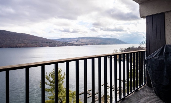 Canandaigua Condo | Elegant Canandaigua Lake Front Condo with Scenic Views