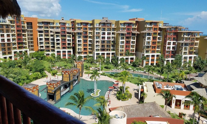 Puerto Juarez Resort | Indulge at Cancun 5 Star Resort and Spa with Ocean Views